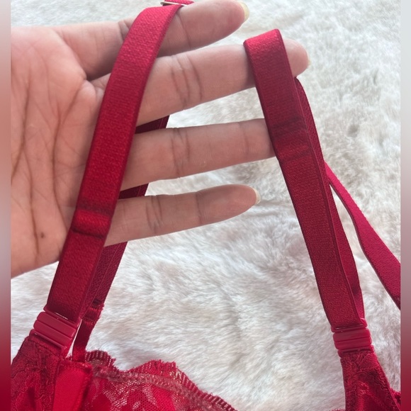 Victoria's Secret Dream Angels Push-up without padding in Red lace Size 36D - Picture 9 of 9